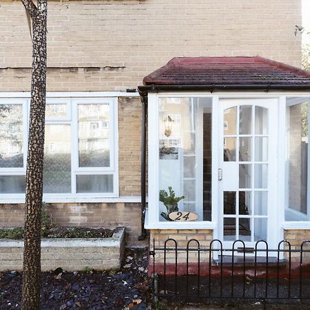 Stepney Green Beds To Stay 24 Лондон Экстерьер фото