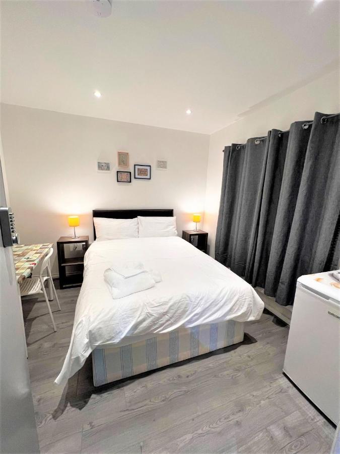 Stepney Green Beds To Stay 24 Лондон Экстерьер фото