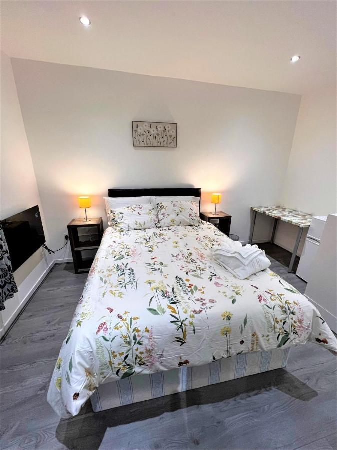 Stepney Green Beds To Stay 24 Лондон Экстерьер фото